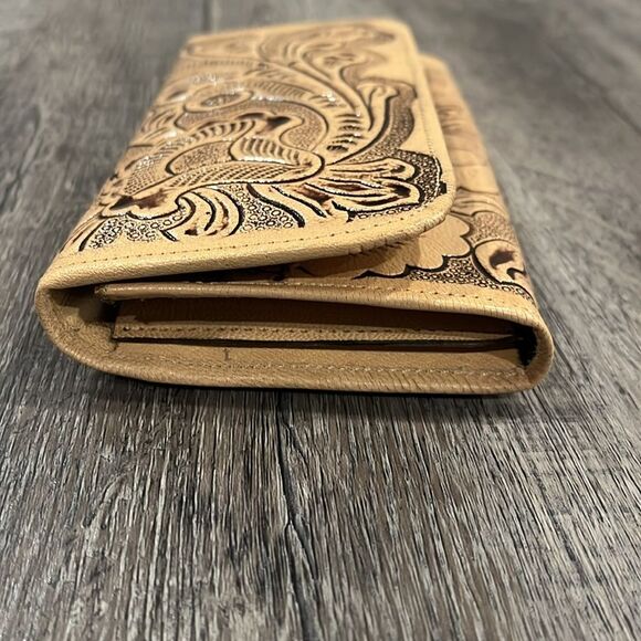 NEW Western handmade leather Elegant Tan Embossed Women's wallet - Picture 5 of 11